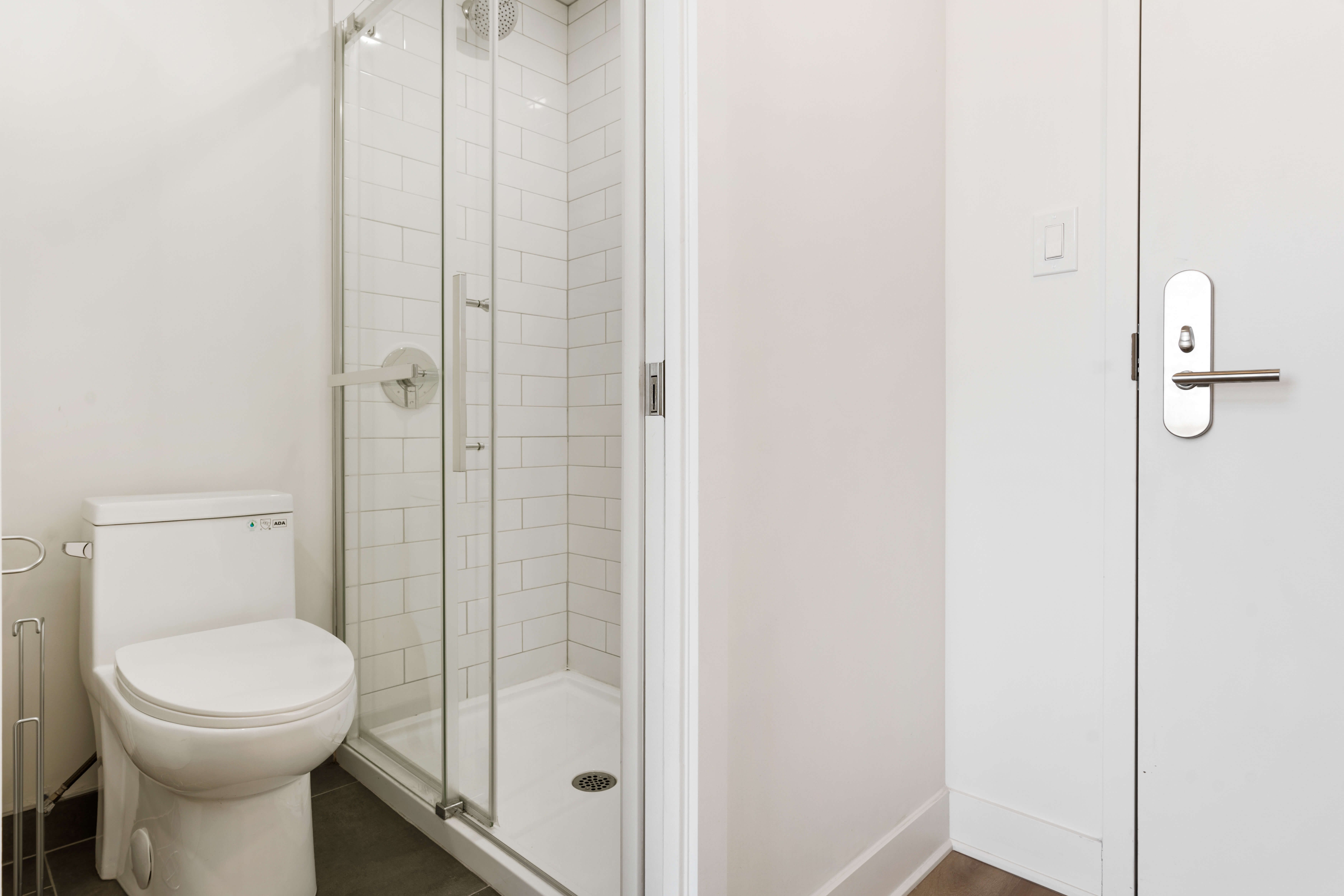 3882 St Laurent Blvd — photo 3